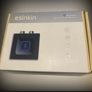 Esinkin Bluetooth Audio Receiver *Never Opened Brand New. Adapter for Speakers